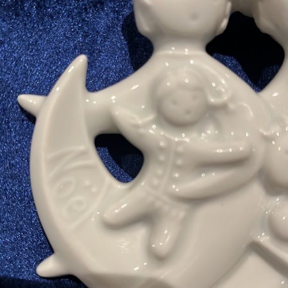 1978 Haviland Christmas ornament France "Sledding Angel" Discontinued - Picture 3 of 10